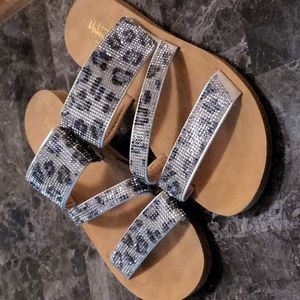 Modern Rush Leopard Print Sandals